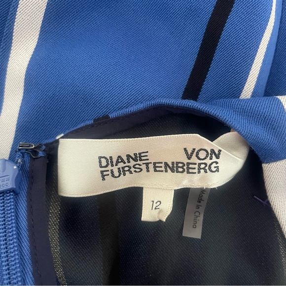 Diane Von Furstenberg Blue White Striped Crossover Jumpsuit 37651 - Picture 9 of 12